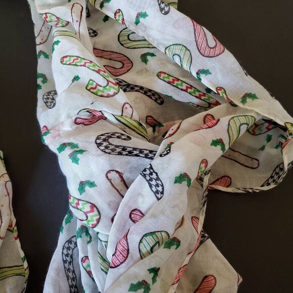 Candy Cane Infinity Scarf Womens White Red Christmas Rectangle Wrap Sheer New - Picture 3 of 8